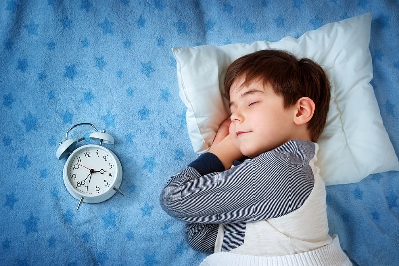 У младенцев чаще всего встречаются дефекты засыпания и прерывистый ночной сон.