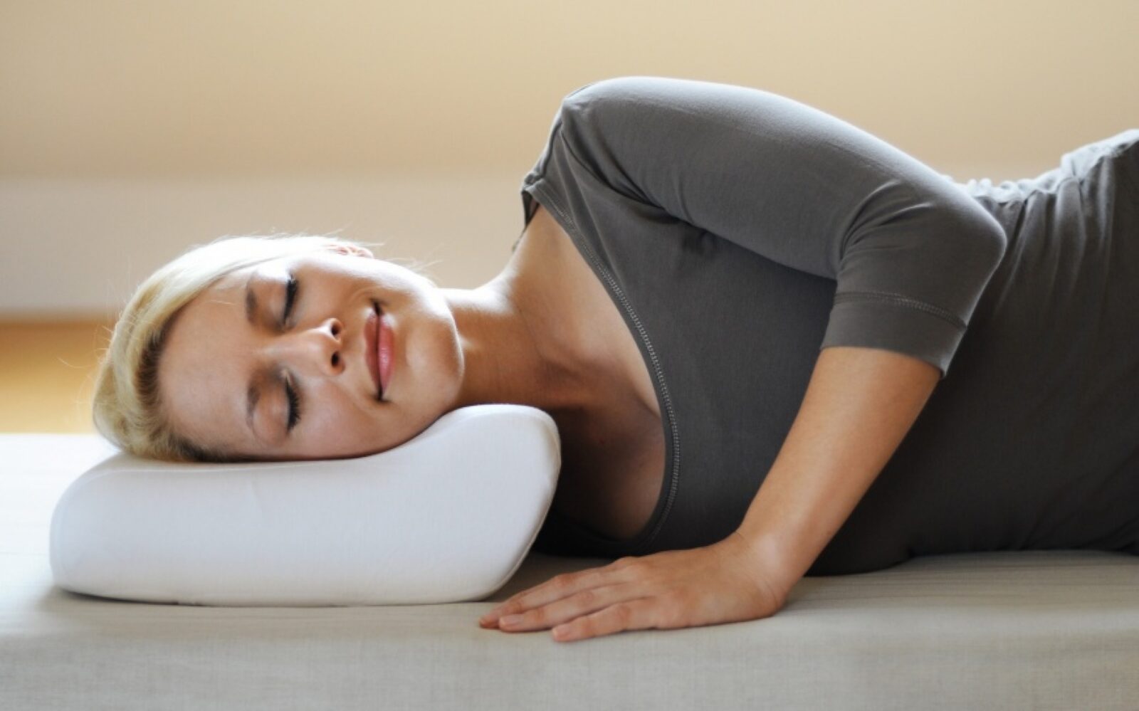 Сомнологи считают выбор полушки для сна – один из ключевых факторов, влияющих на качество отдыха. 